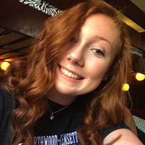 Meet your Posher, Hayley